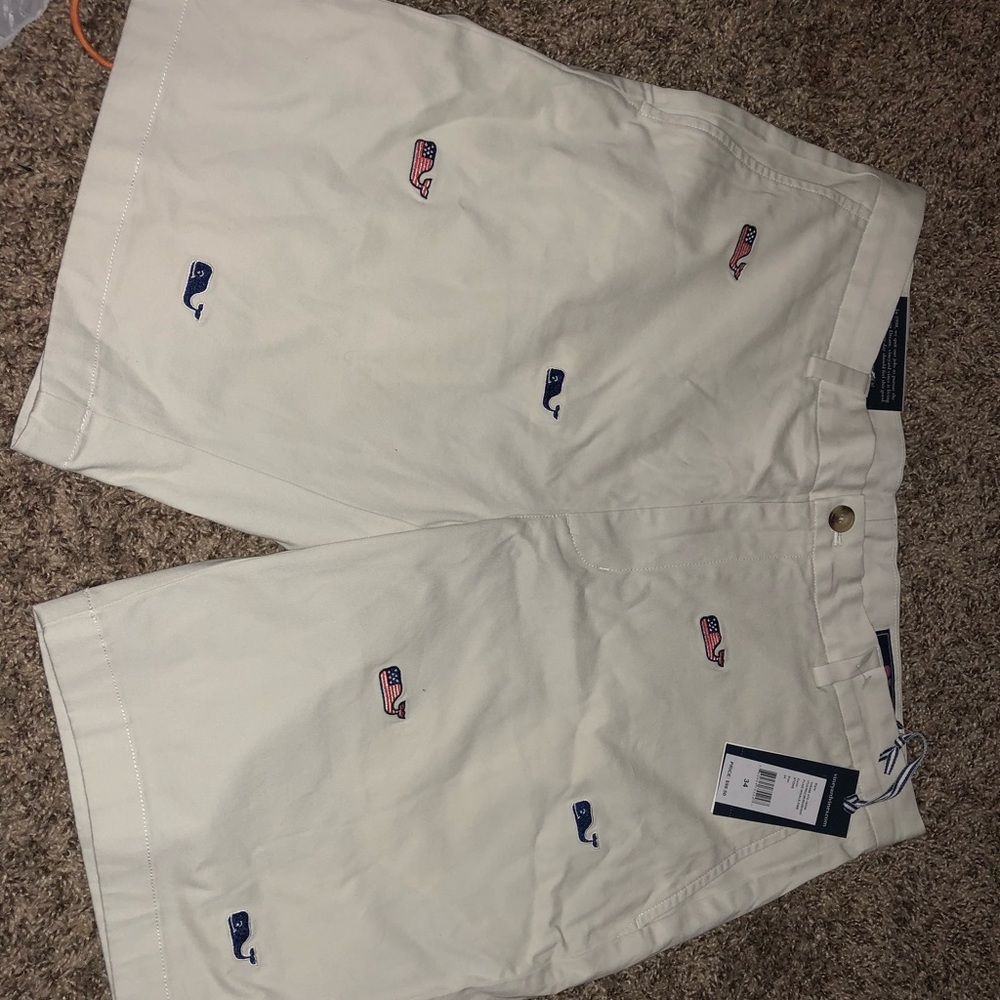 NWT MENS VINEYARD VINES USA FLAG WHALE SHORTS 34